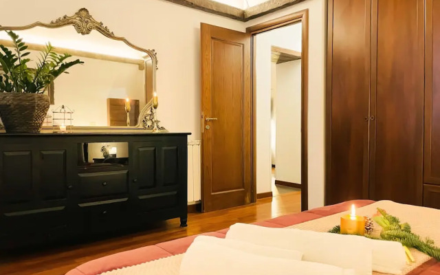 Trevi Fountain Luxury Guesthouse
