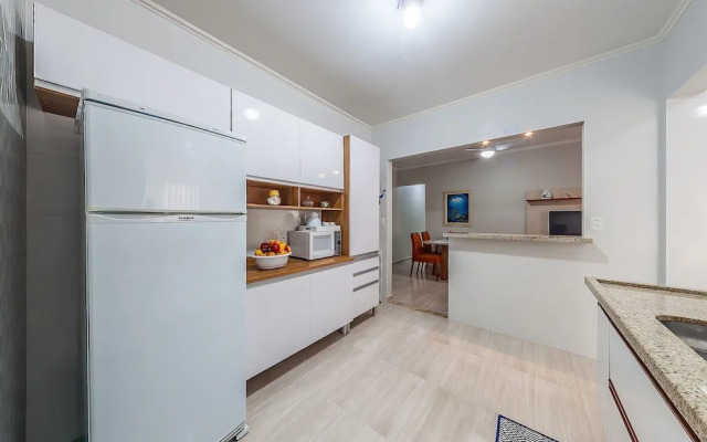 Charmoso Apto com piscina no Caiçara