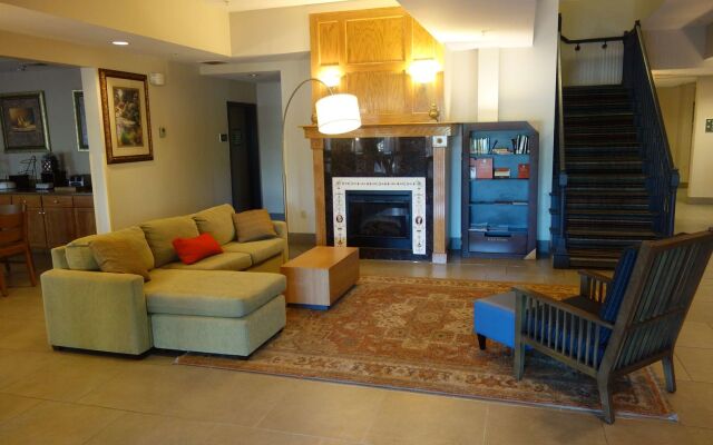 Red Roof Inn PLUS+ & Suites Birmingham - Bessemer