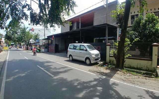 OYO 2078 Rosemary Residence Syariah