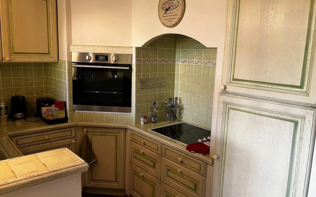 Charming Holiday Home With Swimming Pool