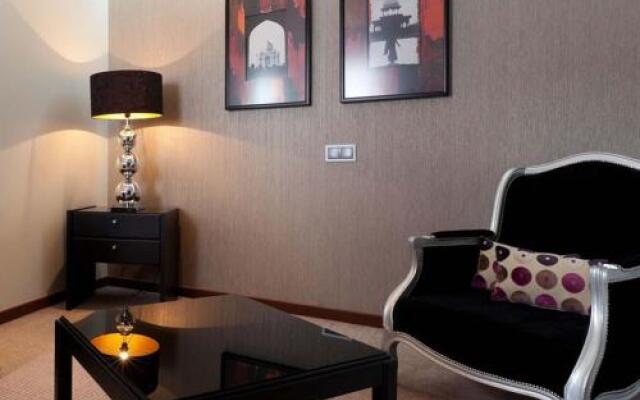 Cardal Hotel