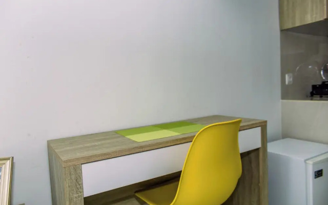 Comfort and Tidy Studio Apartment Springwood Residence Tangerang