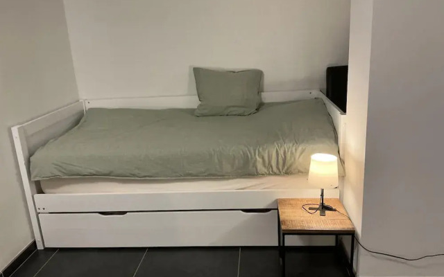 Holiday Home for 4 in Diest With Parking