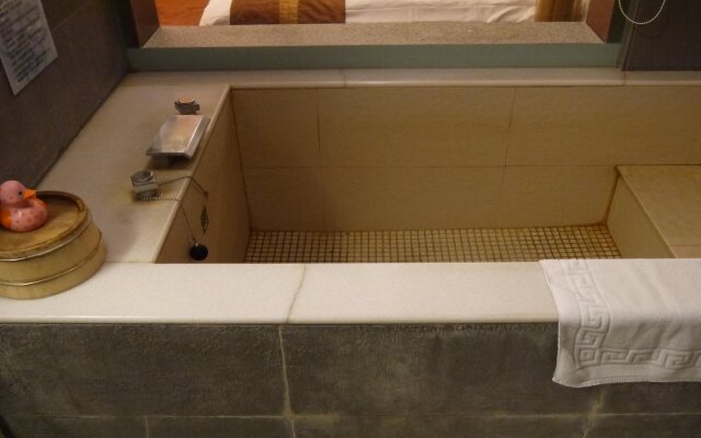 Ying Xiang Wen Quan Hotel