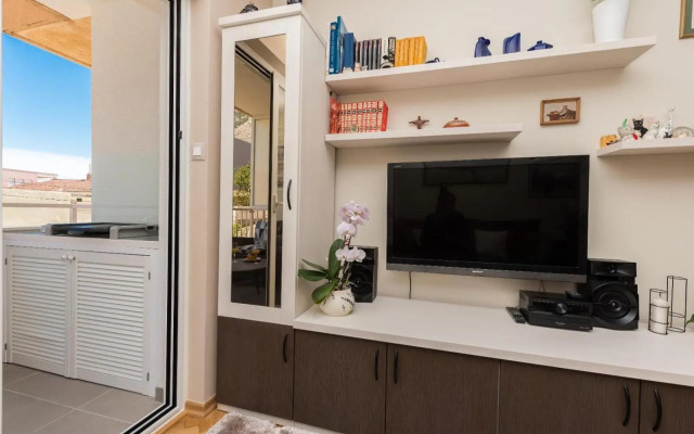 Brand new! Chic apartment Zoja near beach