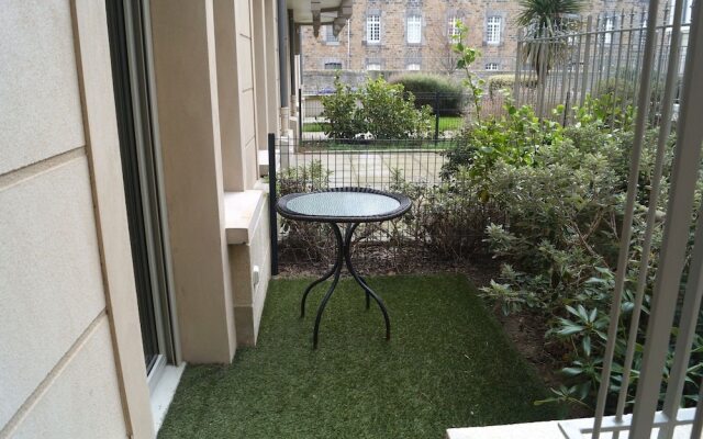 Le Sillon, Saint Malo, rez de Jardin