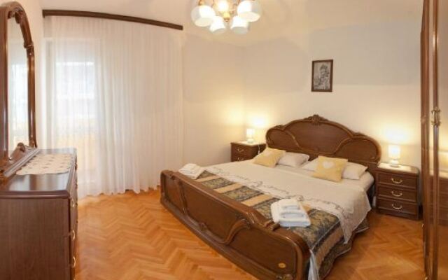 Apartment Ecija