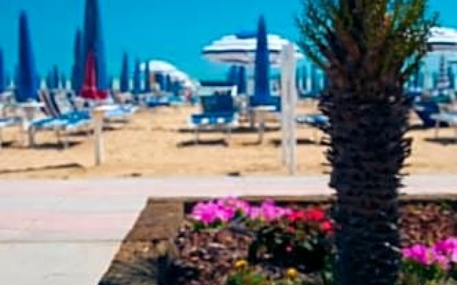 Hotel Telenia