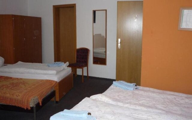 Gasthof & Pension Hause