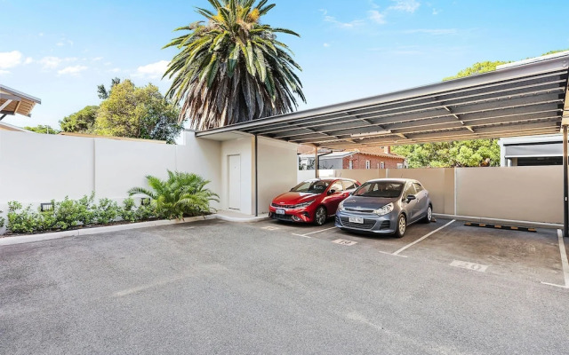 2bdr on Beaufort Street Parking - Mount Lawley