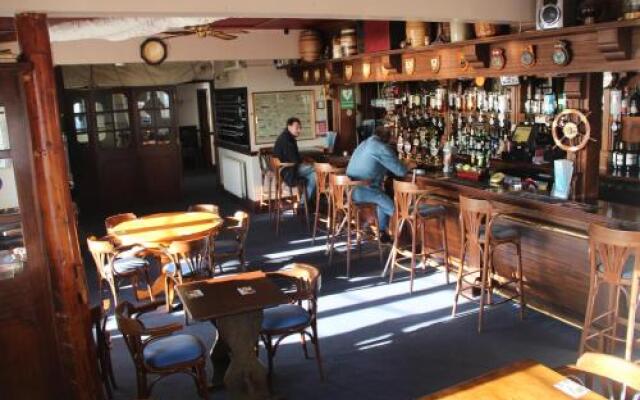 The Yacht Inn