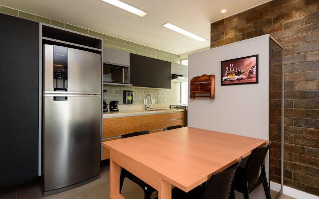Apartamento c/ Piscina e Garagem | FL 960/520