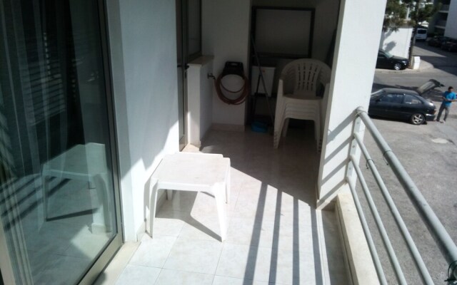 Beautiful two bedroom by Rental4all