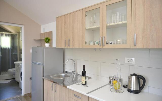 B & M Apartments