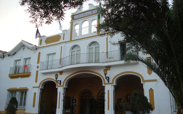 Hostal Puente Del Rey