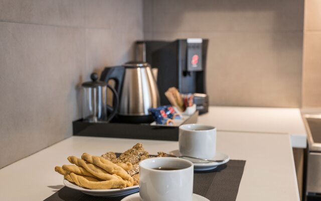 Trianon Luxury Apartments & Suites
