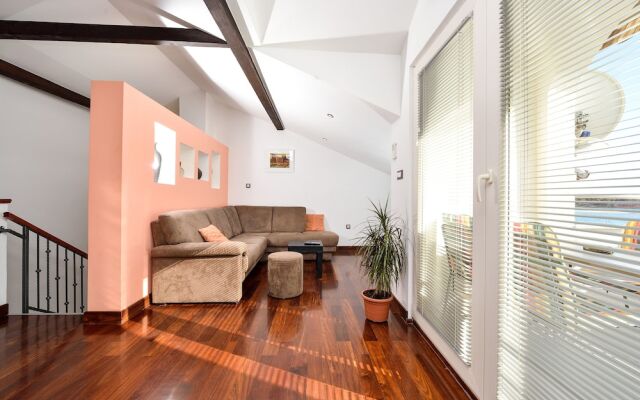 Beautiful sea View Apartment