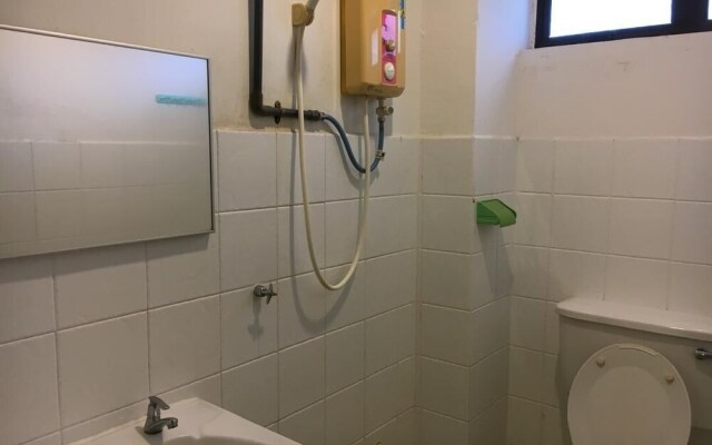 Lumut Guesthouse Apartment Hotel