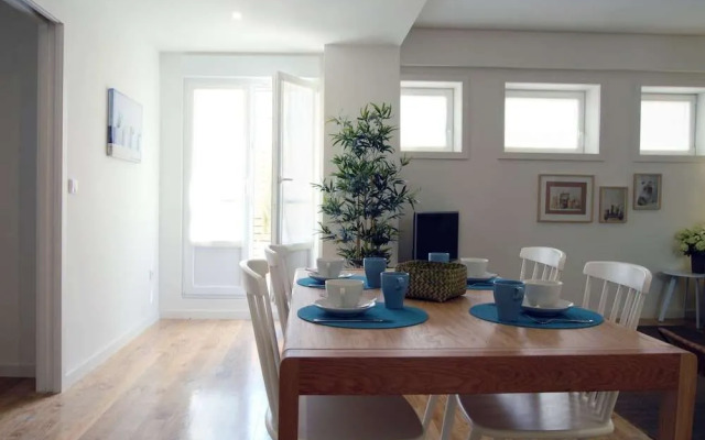 GuestReady - Square Painted Ceuta