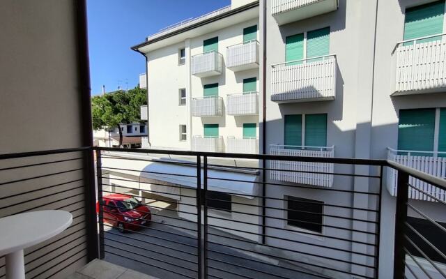 Homely Flat Close to the Beach