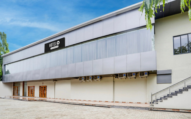 Super Hotel O Pardi Near Kalamna Market