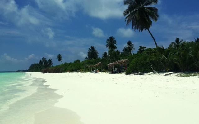 Amra Palace Laamu