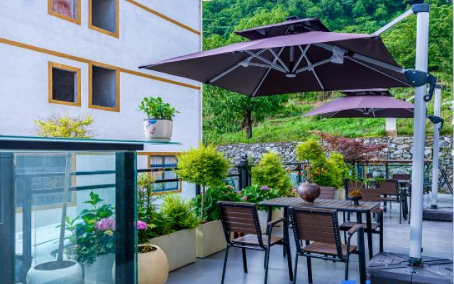 Dajiuhu Yinlan Yunshe Homestay – Outside – Shennongjia