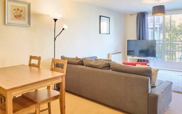 Host Stay Bingley Court