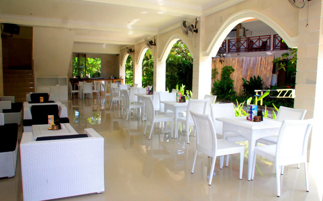 Melasti Beach Resort & Spa