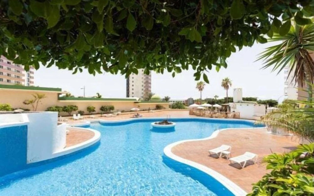 Dream Beach 1 BR Apartment Terrace Dining Pool