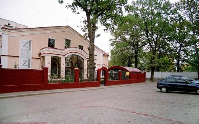 ZS Club Hotel