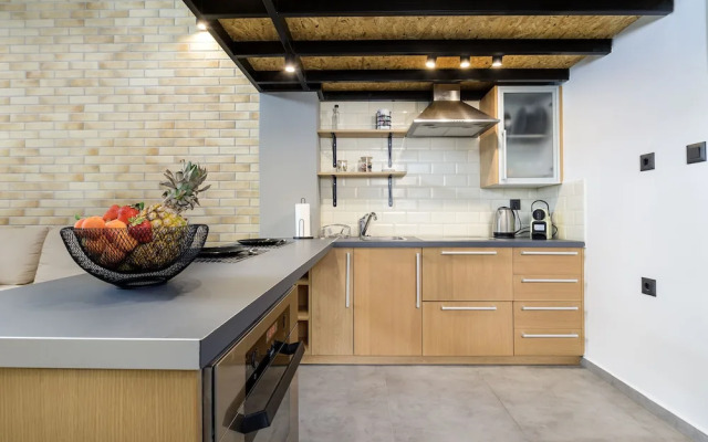 Loft 1