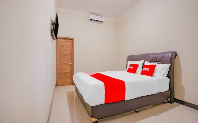 Kenari House Syariah by OYO Rooms