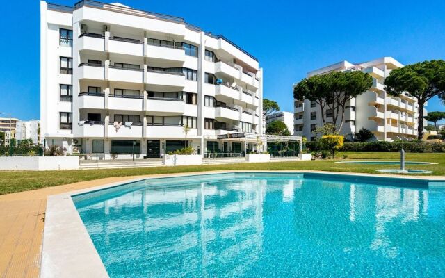 Vilamoura Sunny Apartment