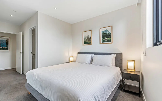 Pristine 2-bed Unit With Beautiful City Landscape – Guest Rooms – Melbourne
