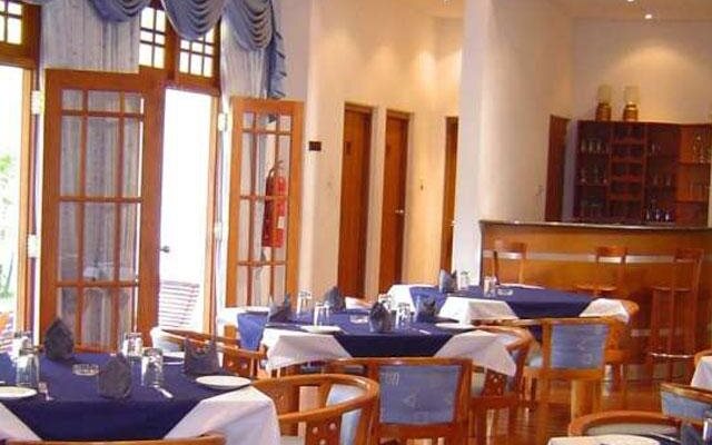 Water Garden Hotel