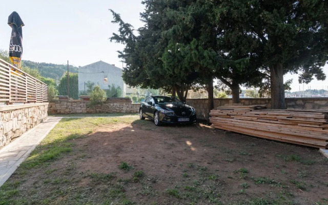 Tiho - 10m From the Beach - SA1 Potkrovlje