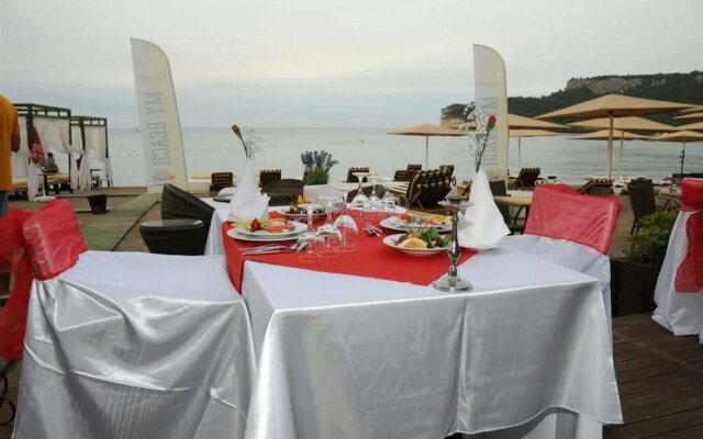Meder Resort Hotel
