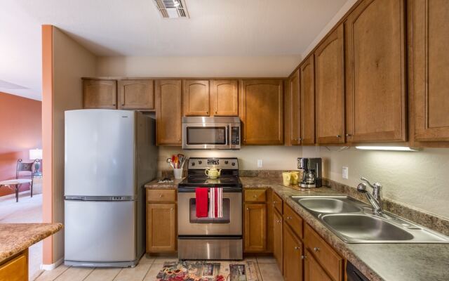 12th 205 - 2 Br Condo