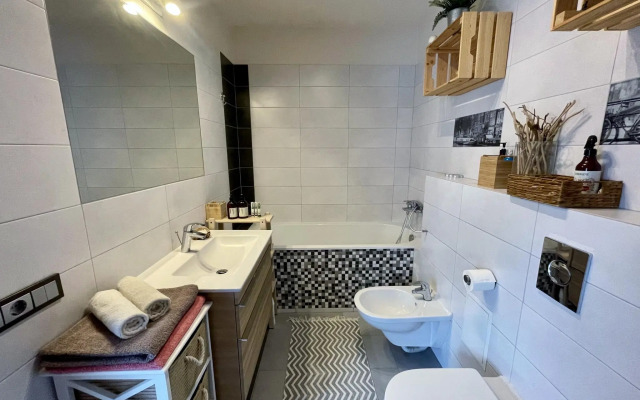 Апартаменты на улице Коммунальная 5