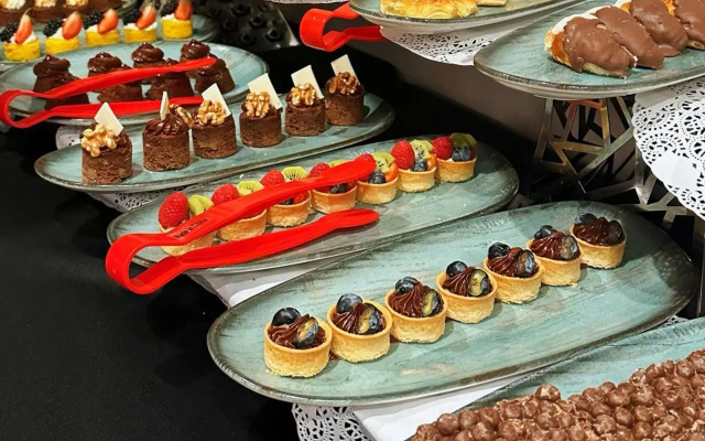 Le Reve Hotel