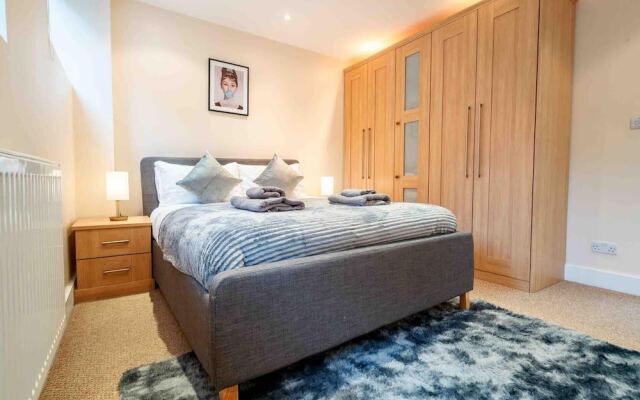 Immaculate 1-bed House in London