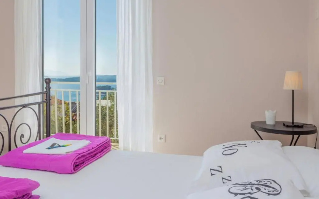 Peaceful Apartment With Beautiful View