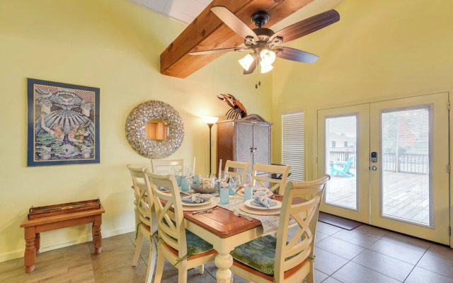 Private Dock & Kayaks: Coastal Gem in Galveston