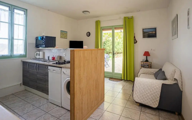 Tasteful Holiday Home in Marnac With Garden