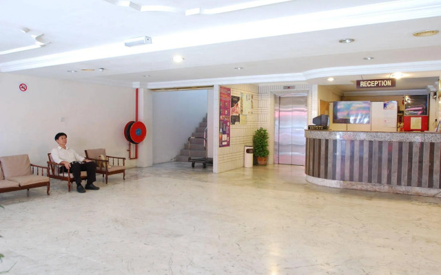 OYO 979 Hua Kuok Inn
