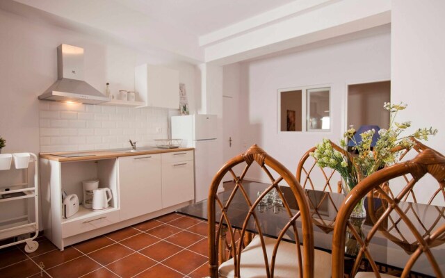 Zennova 31 Kallithea Blue Paradise