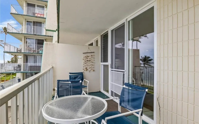 Luxury Oceanview Punaluu Condo