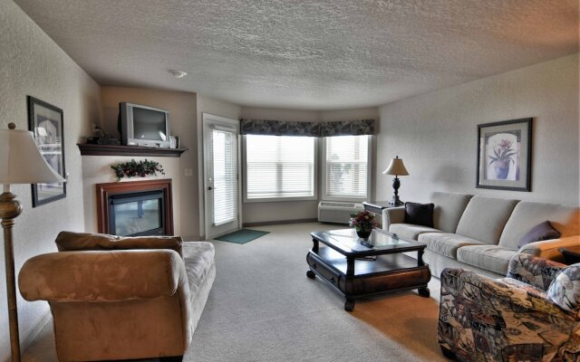 Unit 312 1 Bd/ 1 Ba Condo 1 Bedroom Condo by RedAwning